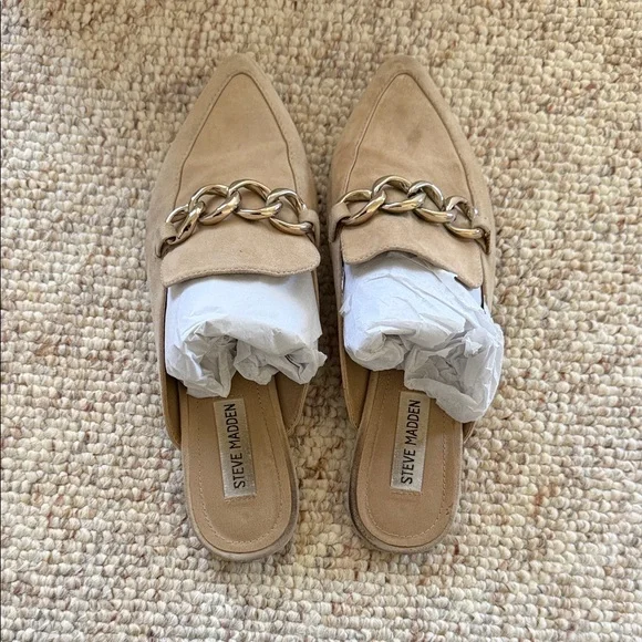 Steve Madden Beige Chain Accent Mules - Picture 1 of 2